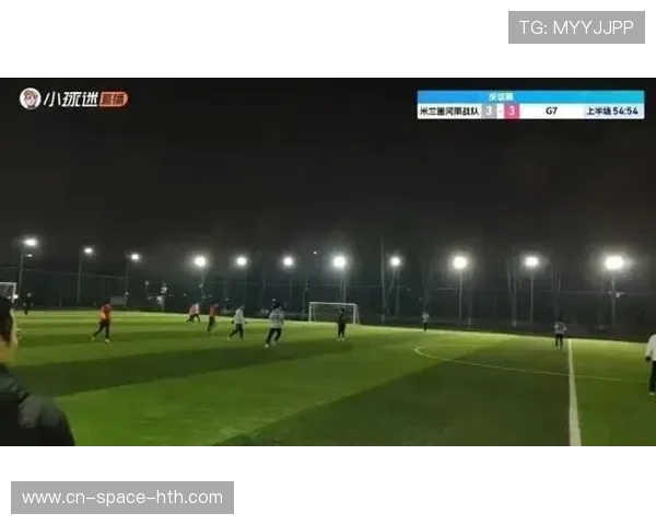 米兰圈河南战队寒夜八球胜极光，团队凝聚力升级